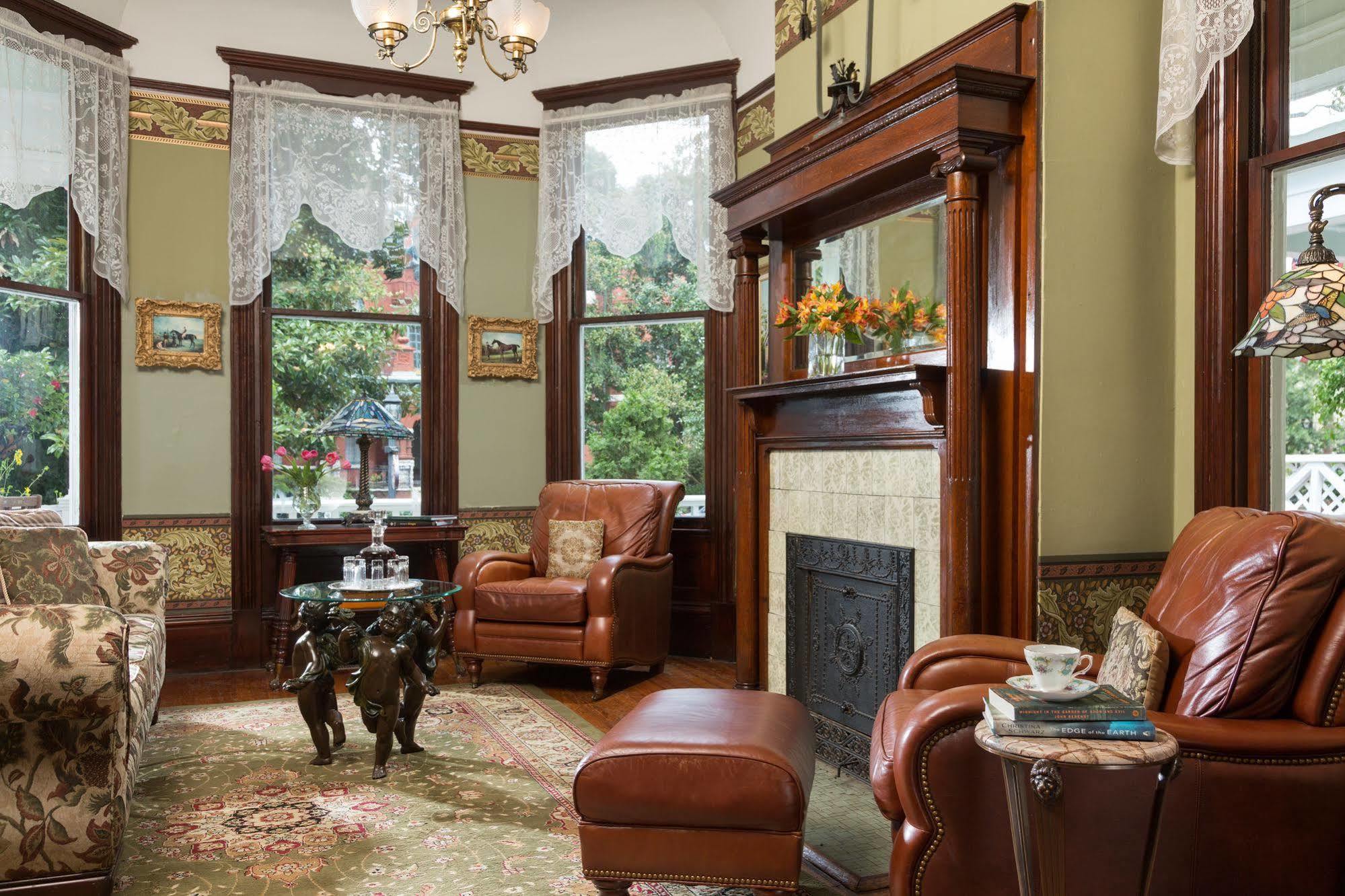 Azalea Inn And Villas Savannah Dış mekan fotoğraf